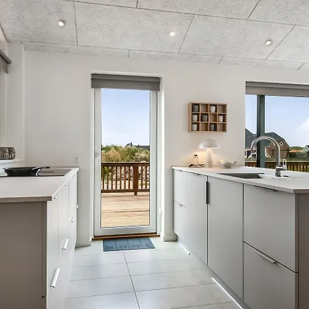 New House With Spa, Sauna & Dune Views Sj295