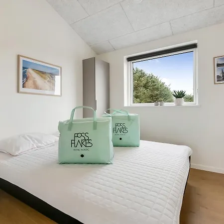 New House With Spa, Sauna & Dune Views Sj295