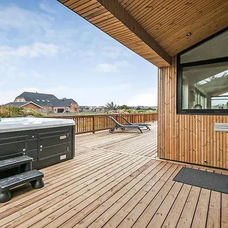 New House With Spa, Sauna & Dune Views Sj295