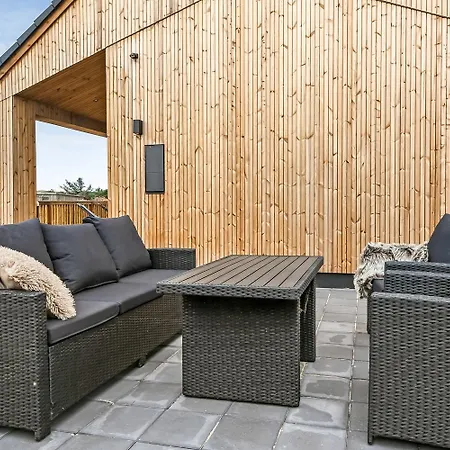 New House With Spa, Sauna & Dune Views Sj295