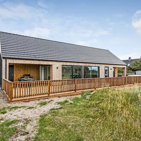 New House With Spa, Sauna & Dune Views Sj295
